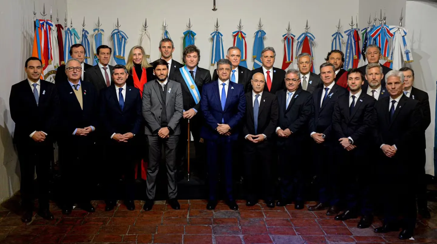 Milei busca en Tucumán replicar la foto del Pacto de Mayo con gobernadores