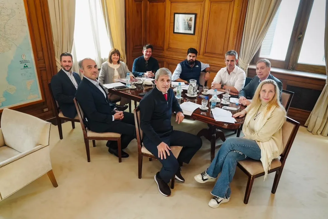 El Gobierno reúne a su mesa política para ordenar la agenda legislativa