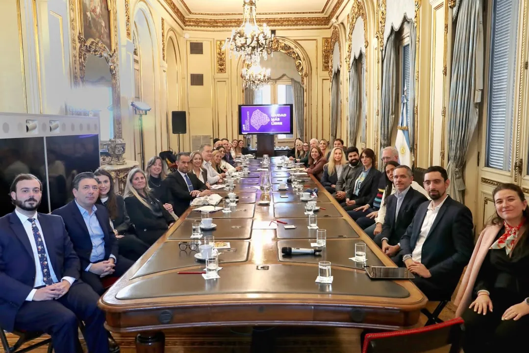 Karina Milei definió estrategia con legisladores de LLA en CABA